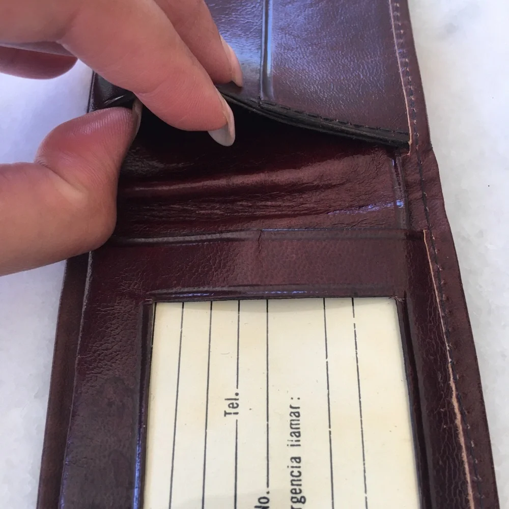 Acapulco Brown Leather Men's Bifold Wallet